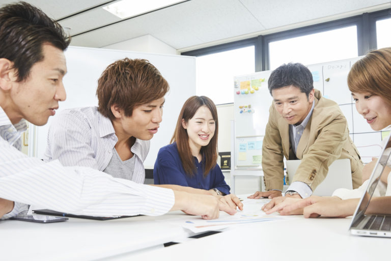 インターンシップ何をさせる？企業がすべき受け入れ準備のアイキャッチ画像