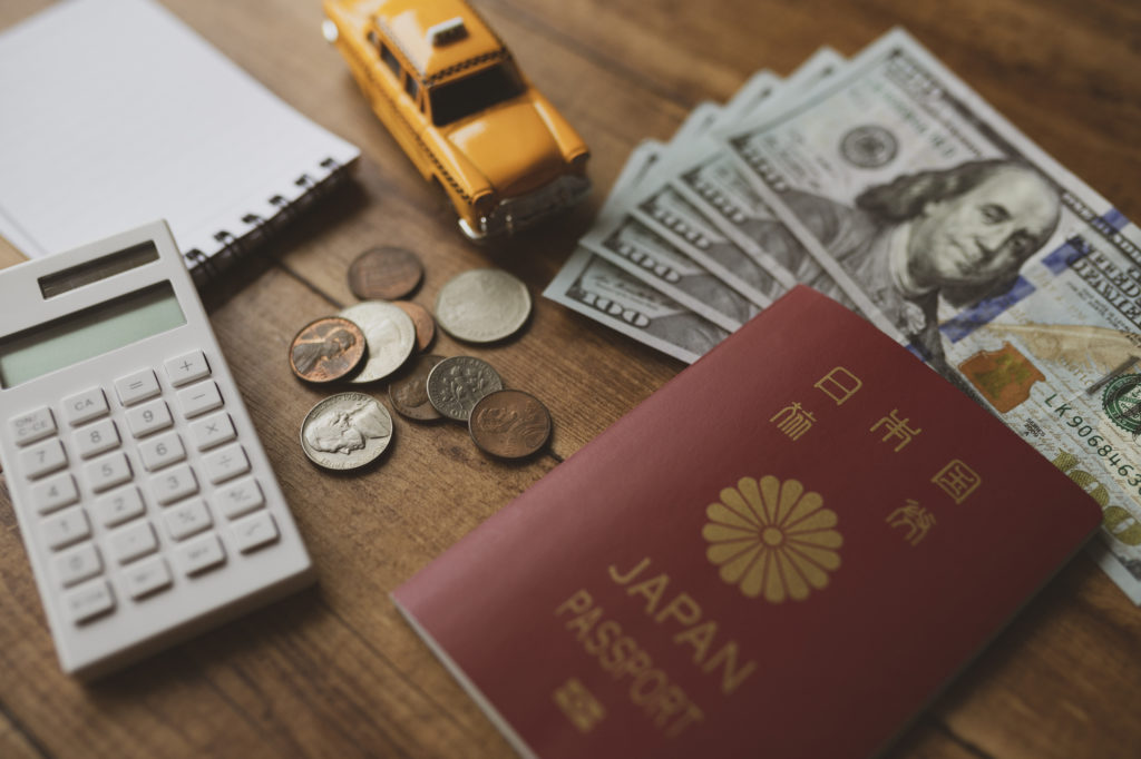 大学生旅行の平均費用