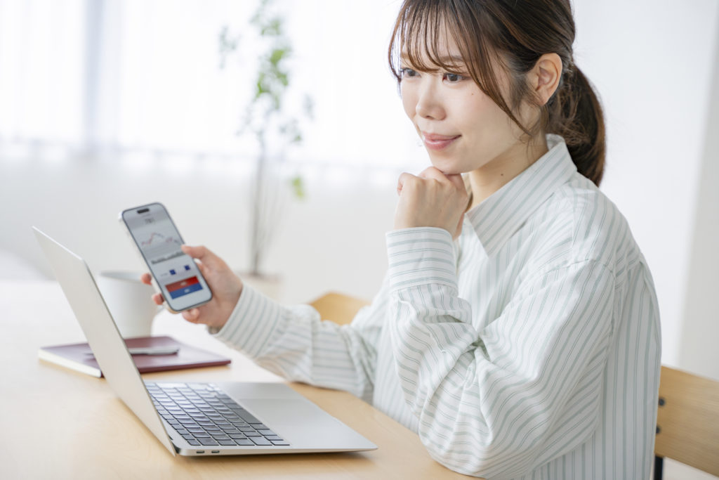 【スキルアップ型】将来に役立つ！中長期で大きく稼ぐ方法6選